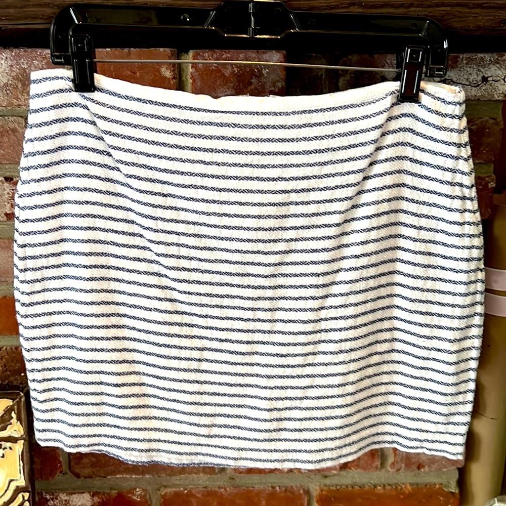 Gap striped skirt